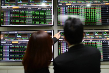 Chứng khoán tuần này: VN-Index sáng cửa trở lại đỉnh tháng 8?