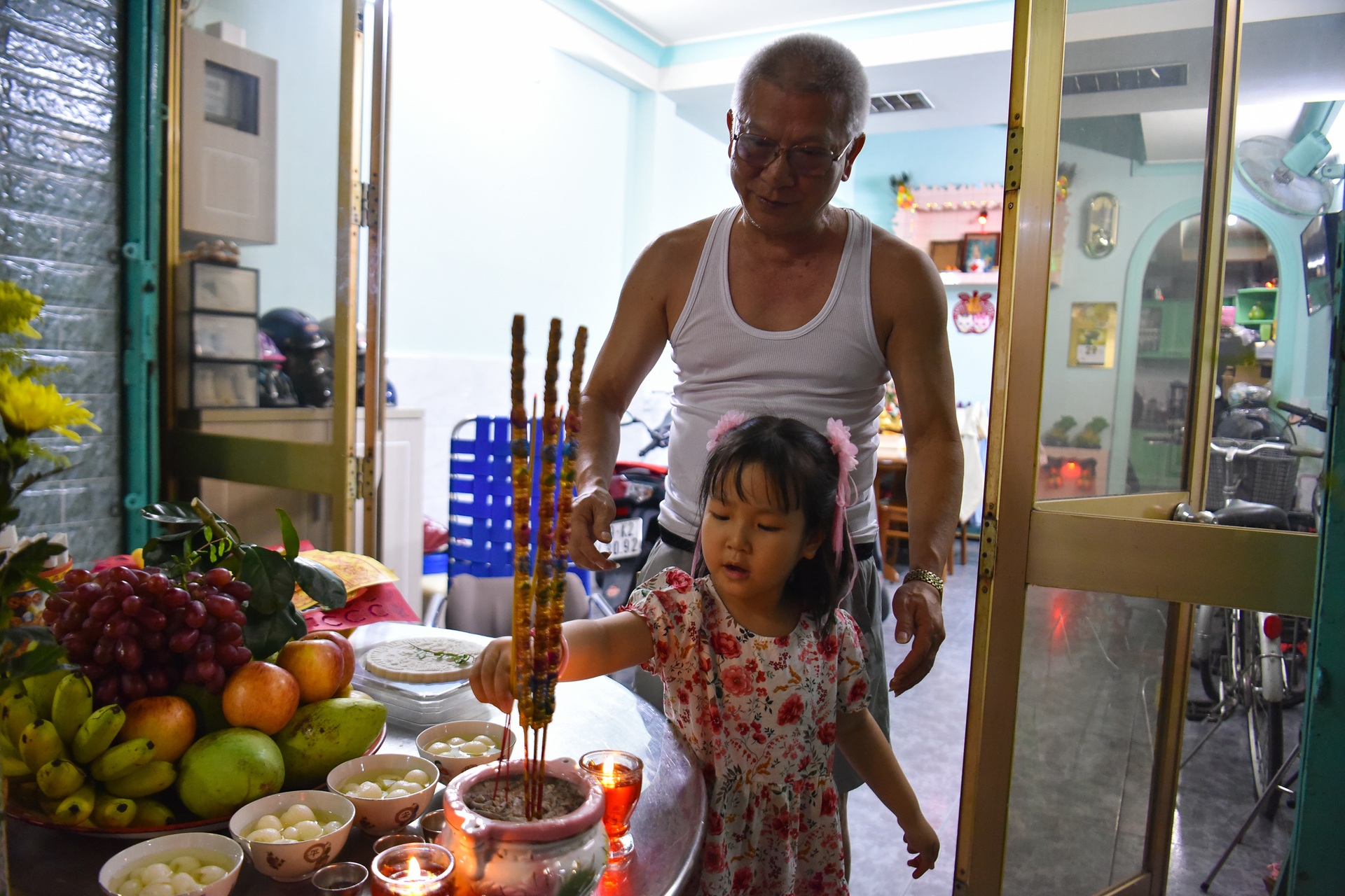 Lễ cúng trăng của người Hoa ở TPHCM - 7 Lễ cúng trăng của người Hoa ở TPHCM - 7