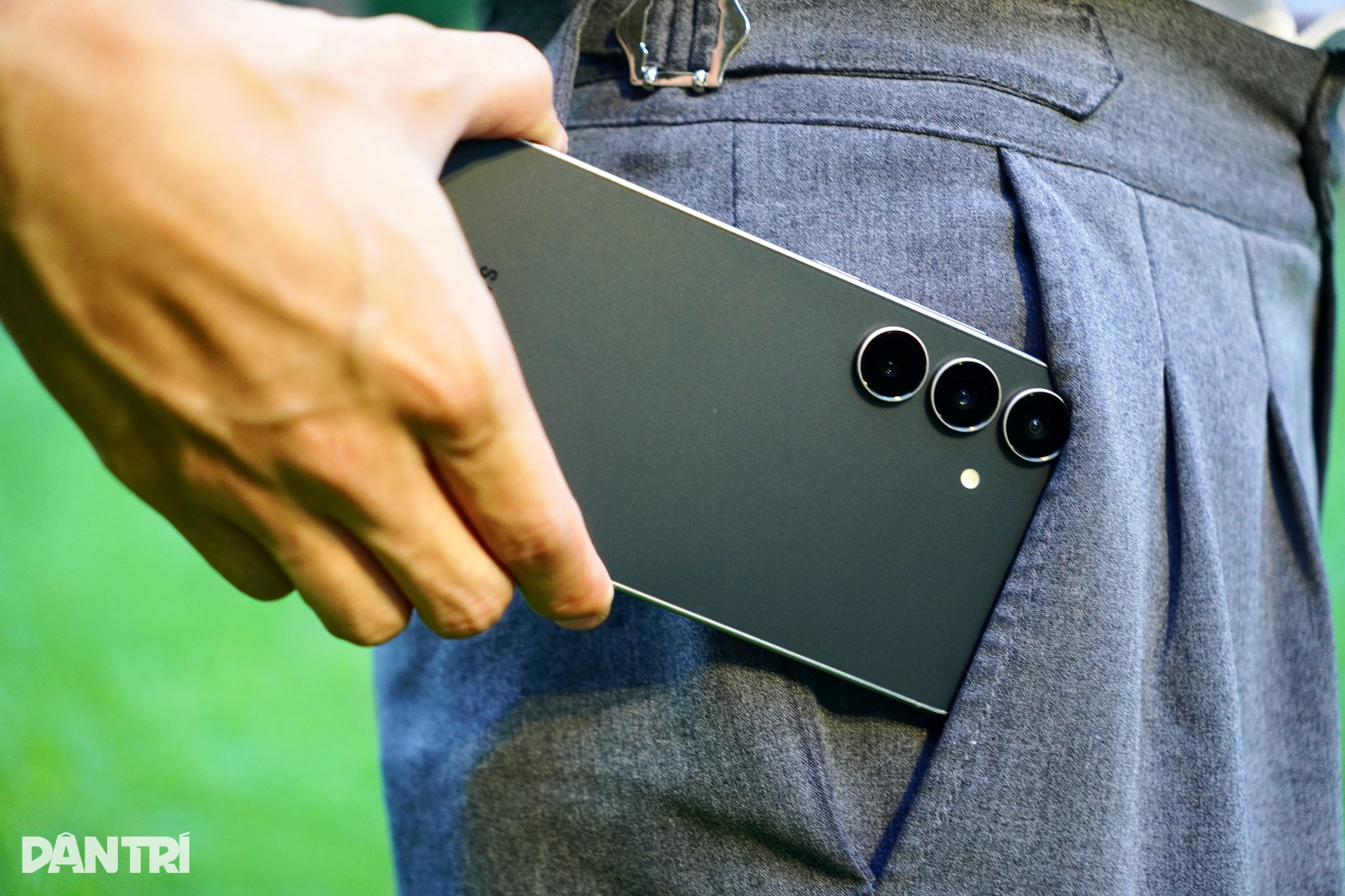 Đánh giá Galaxy S25 FE: Màn hình đẹp, camera tốt nhưng hiệu năng chưa cao - 6