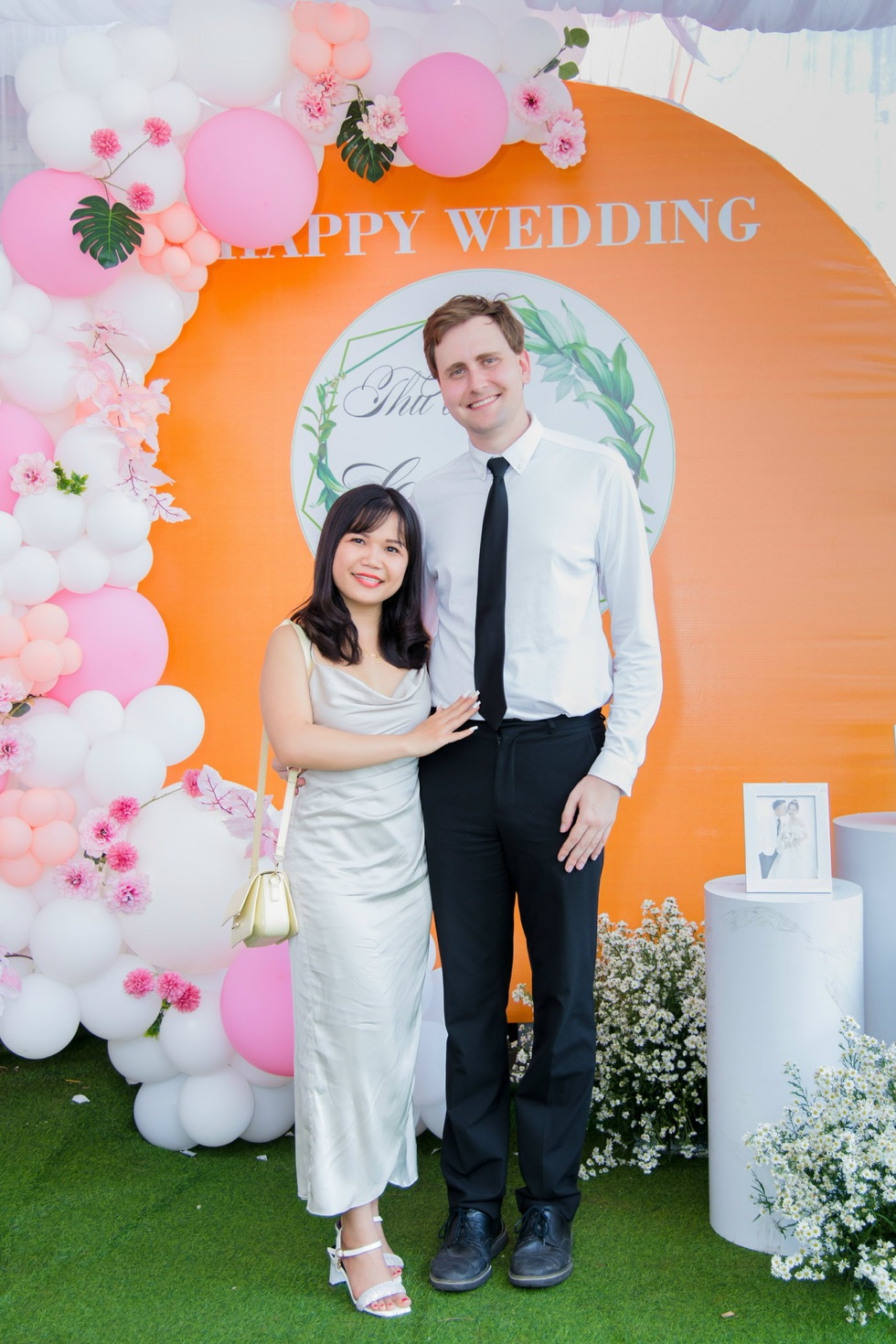 Chàng tiến sĩ người Mỹ cưa đổ cô gái Việt nhờ... chiêu độc của bố - 8 Chàng tiến sĩ người Mỹ cưa đổ cô gái Việt nhờ... chiêu độc của bố - 8