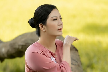 Đinh Hiền Anh hát "Lẻ loi câu ví" tôn vinh nét đẹp phụ nữ Việt thời xưa