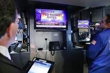 FED tăng lãi suất, "gánh nợ" của các nước đi vay ở châu Á nặng hơn