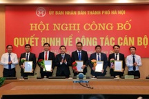 Chủ tịch Hà Nội công bố nhân sự 2 "siêu ban" quản lý dự án