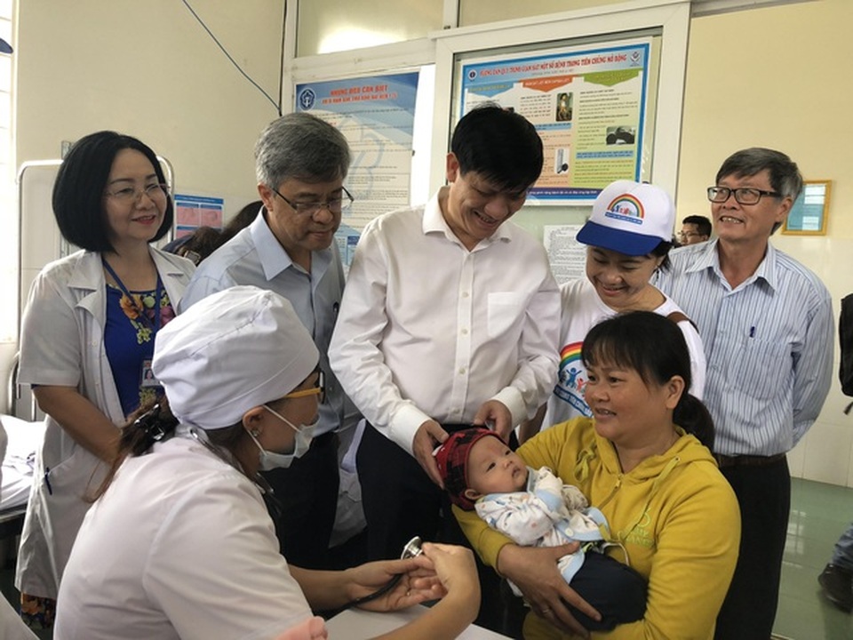 Thủ tướng nêu ra 10 yêu cầu với tân Bộ trưởng Bộ Y tế - 2 Thủ tướng nêu ra 10 yêu cầu với tân Bộ trưởng Bộ Y tế - 2