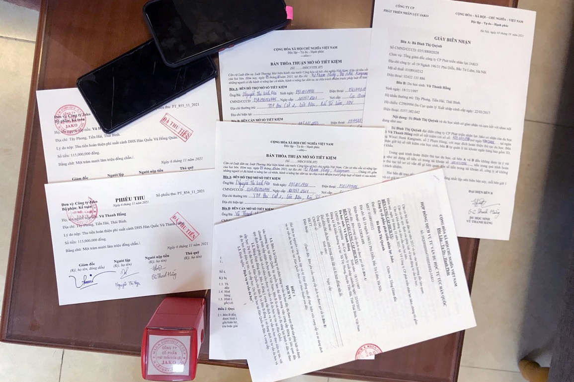 Nữ giám đốc ở Hà Nội lừa hàng loạt người muốn đi du học - 2 Nữ giám đốc ở Hà Nội lừa hàng loạt người muốn đi du học - 2