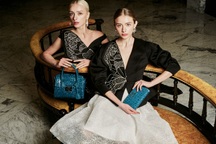 NTK Francesco Turchi kiến tạo "Ánh sáng Viễn Đông" cho Giovanni