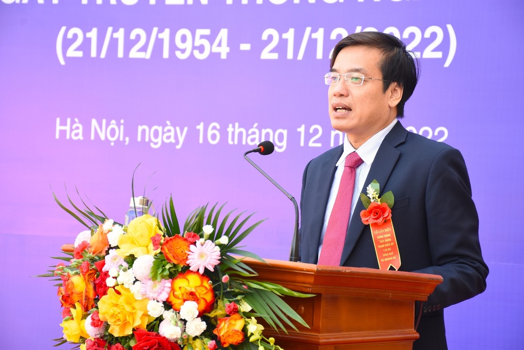 EVNHANOI gắn biển công trình trạm biến áp 110kV Trâu Quỳ - 3 EVNHANOI gắn biển công trình trạm biến áp 110kV Trâu Quỳ - 3