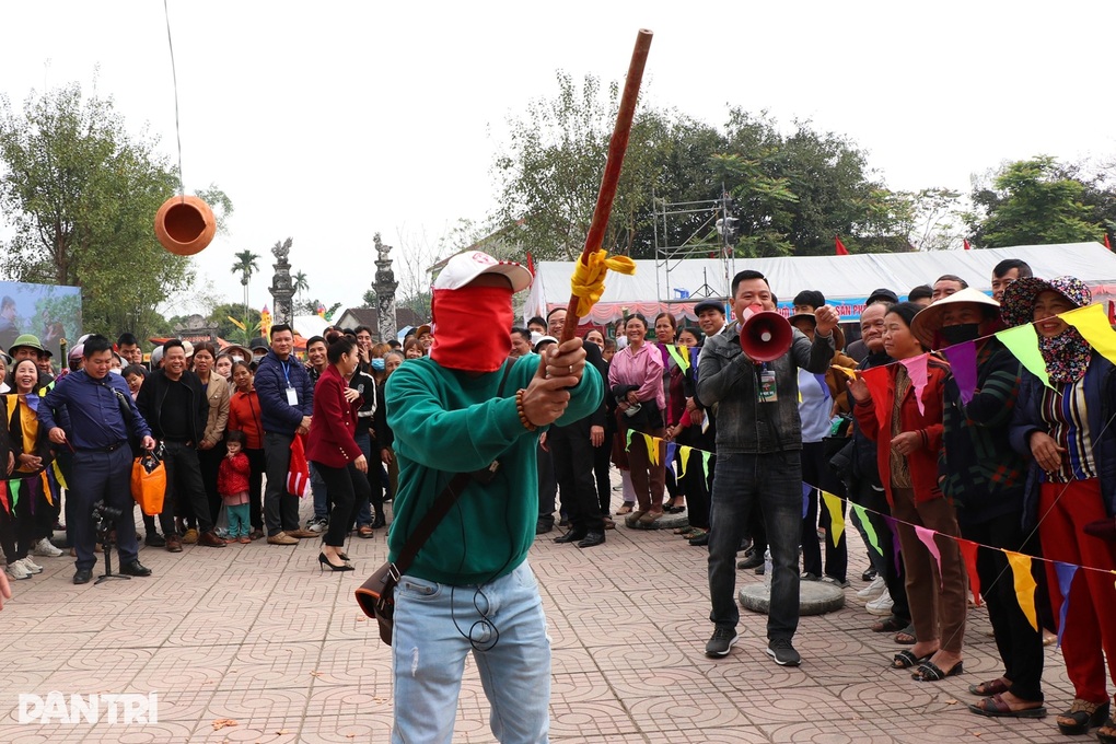 Cười nghiêng ngả với màn thi niêu ơi ở lại, chị đi nhé - 7