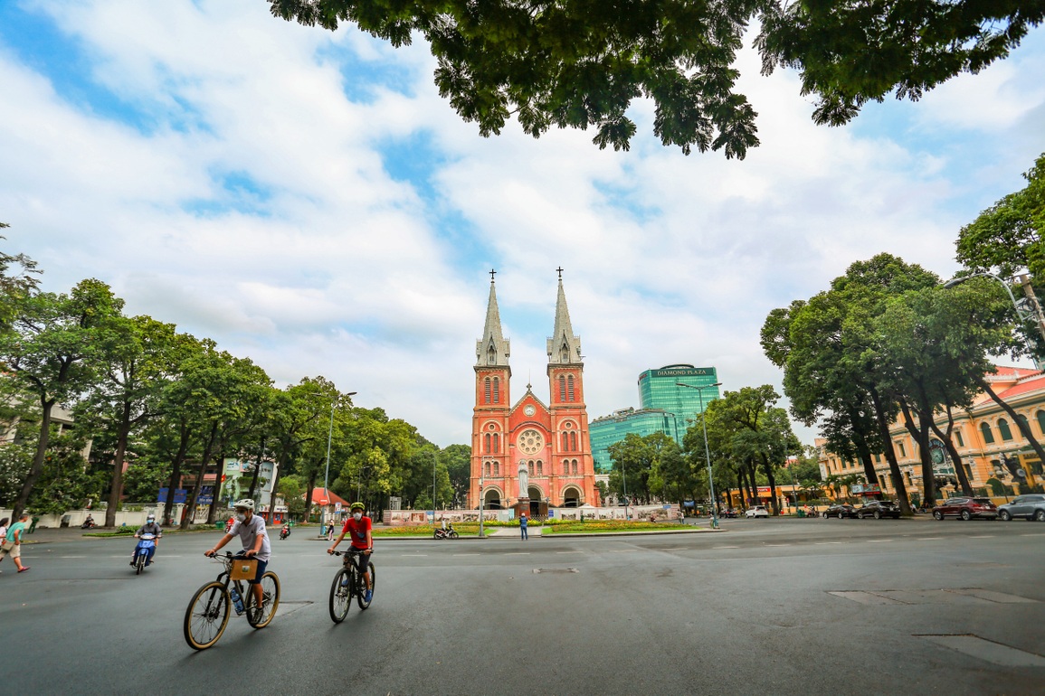 TPHCM đón nắng đẹp 3 ngày nghỉ Tết Dương lịch - 1 TPHCM đón nắng đẹp 3 ngày nghỉ Tết Dương lịch - 1
