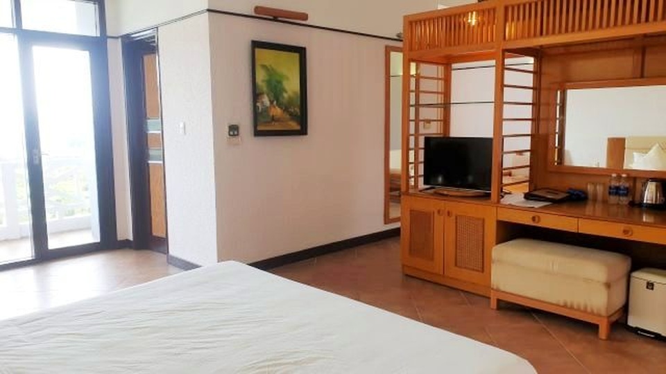 Niềm hạnh phúc gặp lại của 2 vợ chồng người Anh được chữa lành Covid-19 - 7 Niềm hạnh phúc gặp lại của 2 vợ chồng người Anh được chữa lành Covid-19 - 7