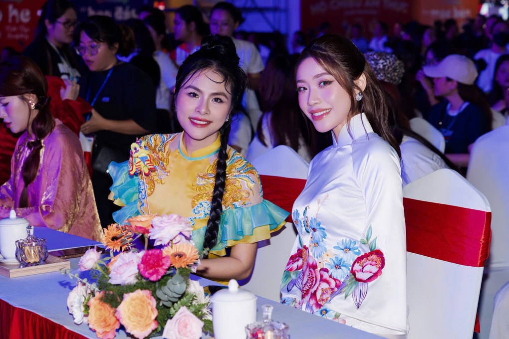 Hoa hậu thông thạo 4 thứ tiếng trở thành đại sứ Tuần lễ Du lịch TPHCM 2025 - 2 Hoa hậu thông thạo 4 thứ tiếng trở thành đại sứ Tuần lễ Du lịch TPHCM 2025 - 2