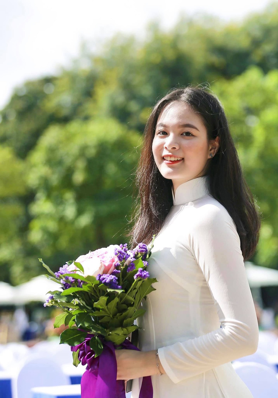 Năm mới đã sang, các hoa khôi cùng gửi lời chúc Tết đến độc giả Dân trí - 2 Năm mới đã sang, các hoa khôi cùng gửi lời chúc Tết đến độc giả Dân trí - 2