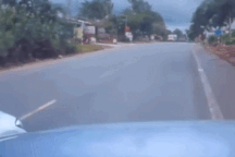 Tài xế BMW tạt đầu dằn mặt xe khác: Ngông nghênh, vô pháp, cần phải răn đe