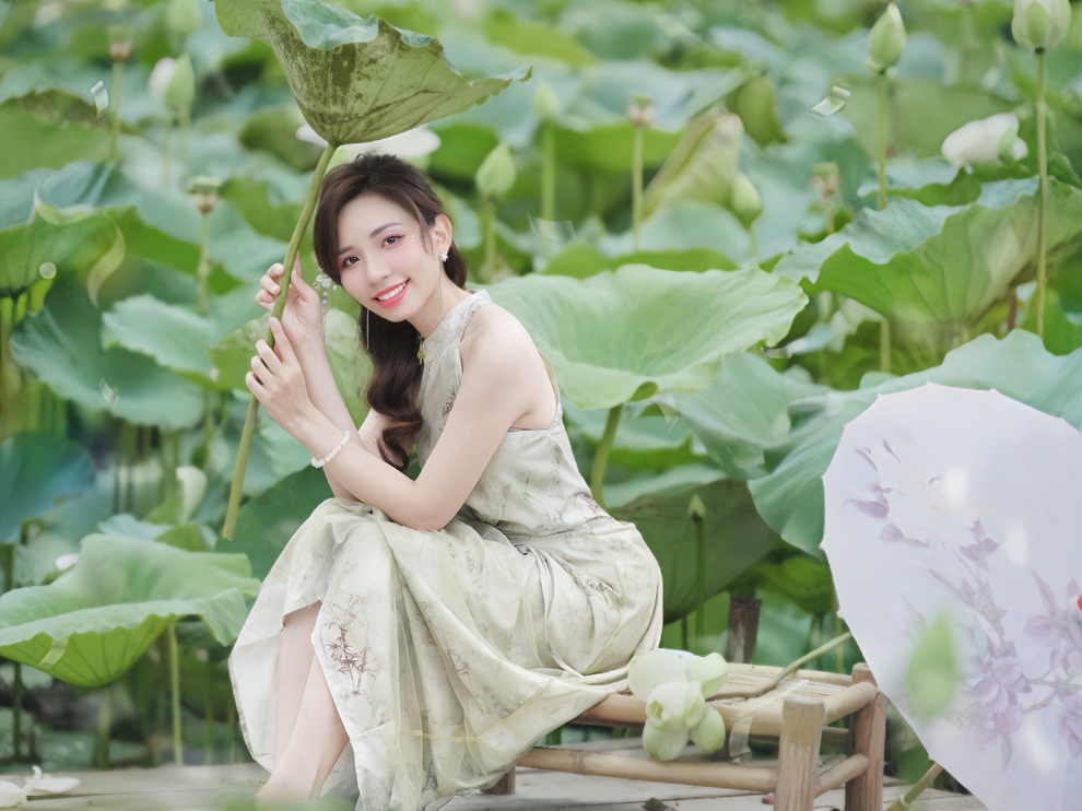 Á khôi Mivi Diễm Anh: Ngày 8/3 ý nghĩa bên mẹ, tiết lộ chưa có bạn trai - 2 Á khôi Mivi Diễm Anh: Ngày 8/3 ý nghĩa bên mẹ, tiết lộ chưa có bạn trai - 2