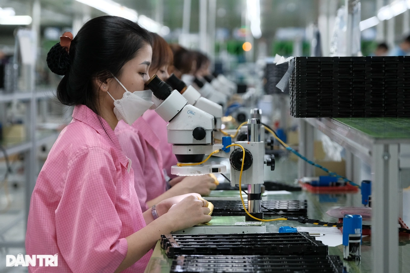 Cần khẩn trương tiếp sức cho doanh nghiệp - 1 Cần khẩn trương tiếp sức cho doanh nghiệp - 1