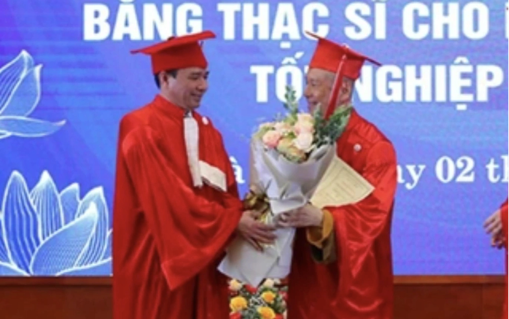 Yêu cầu trường đại học thu hồi toàn bộ bằng của ông Vương Tấn Việt - 1