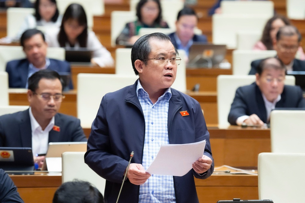 Cân nhắc khai thác khoáng sản khi khẩn cấp mà không cần thủ tục cấp phép - 1