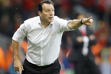 Đội tuyển Bỉ sa thải Marc Wilmots, có thể bổ nhiệm Van Gaal