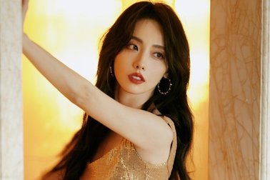 Tương lai của "chị đẹp" Trương Gia Nghê trở nên mờ mịt