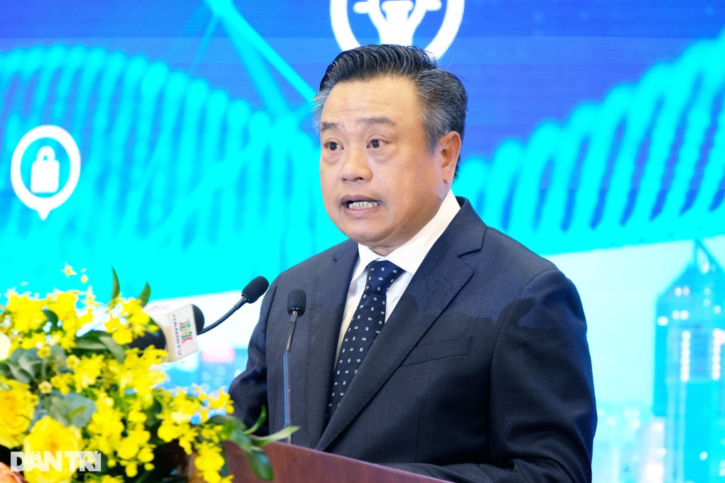 Chủ tịch Hà Nội: Thủ đô hướng đến mô hình thành phố thông minh bền vững - 2 Chủ tịch Hà Nội: Thủ đô hướng đến mô hình thành phố thông minh bền vững - 2