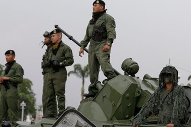 Venezuela tính tập trận quy mô lớn giữa tin đồn Mỹ can thiệp quân sự