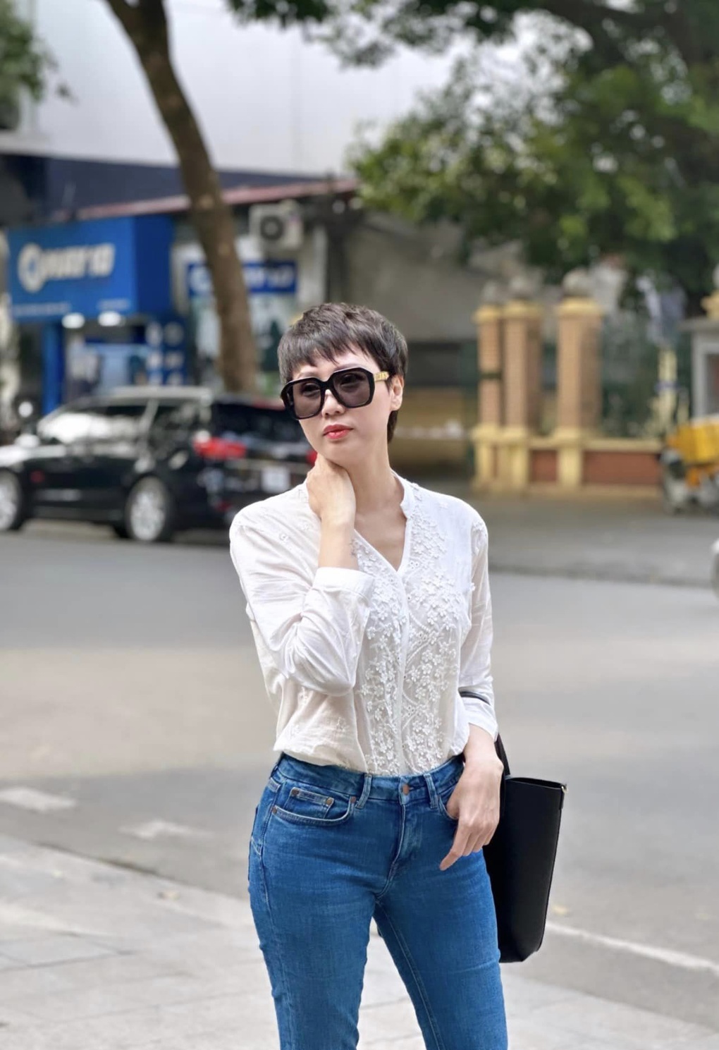 Doãn Hải My và mẹ trông như hai chị em khi chụp ảnh cùng nhau - 6 Doãn Hải My và mẹ trông như hai chị em khi chụp ảnh cùng nhau - 6
