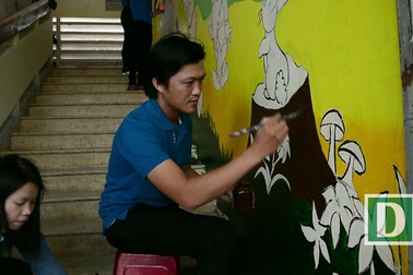 Hấp dẫn bích họa trên tường phòng học