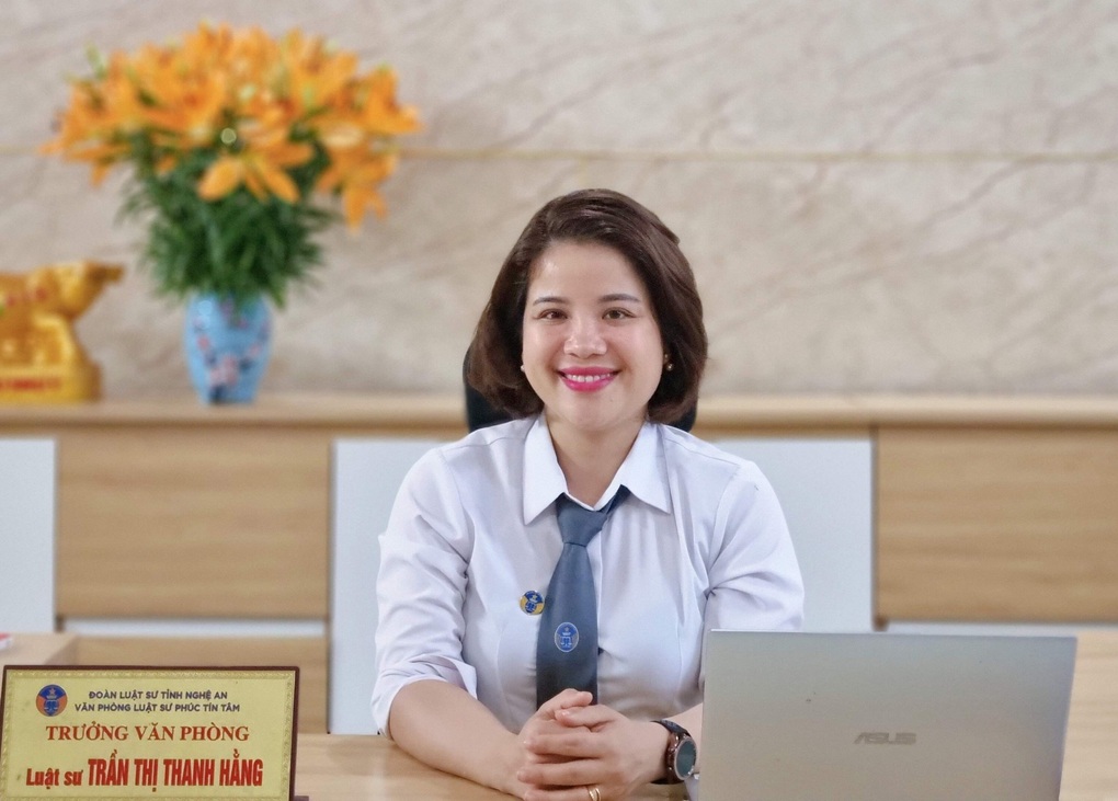 Người bố trói con rồi dùng rơm và xăng đốt có phải đi tù không? - 2 Người bố trói con rồi dùng rơm và xăng đốt có phải đi tù không? - 2