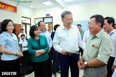 Kết luận mới của Bộ Chính trị về phân cấp, phân quyền