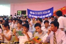 Thắp sáng ngọn lửa “nhân tài”