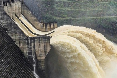 Phải quy định cụ thể về thời gian tối thiểu thông báo trước khi xả lũ