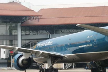 Trục trặc động cơ, máy bay VNA phải quay lại sân bay