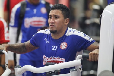 Hai tân binh Costa Rica tập buổi đầu tiên cùng CLB TPHCM