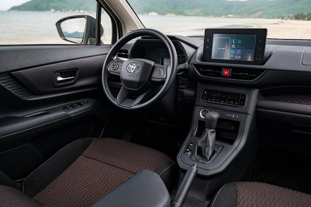 Toyota Avanza Premio tăng sức hút với giới kinh doanh dịch vụ - 3 Toyota Avanza Premio tăng sức hút với giới kinh doanh dịch vụ - 3
