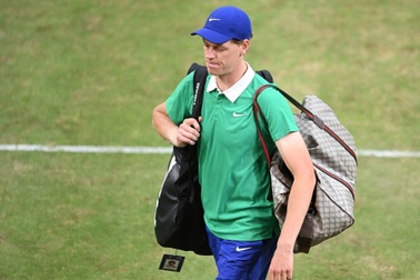 Tay vợt người Kazakhstan “ngất ngây” với chiến thắng trước số 1 thế giới