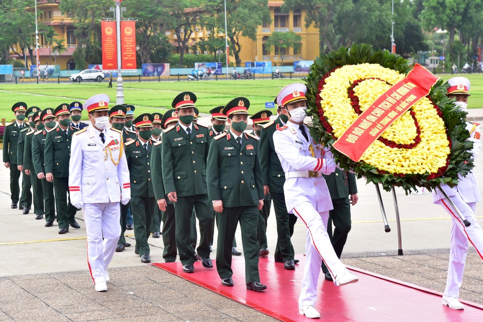 Đoàn lãnh đạo Đảng, Nhà nước vào Lăng viếng Chủ tịch Hồ Chí Minh - 7 Đoàn lãnh đạo Đảng, Nhà nước vào Lăng viếng Chủ tịch Hồ Chí Minh - 7