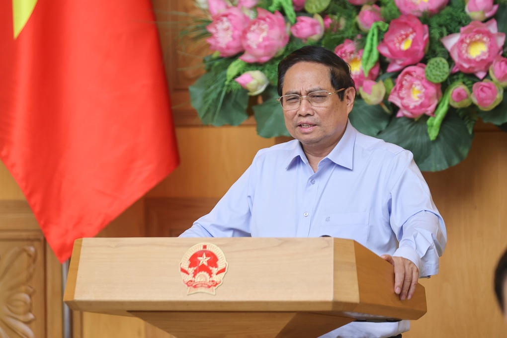 Thủ tướng: Chi trả chế độ cho cán bộ nghỉ việc vì sắp xếp bộ máy trước 30/6 - 1 Thủ tướng: Chi trả chế độ cho cán bộ nghỉ việc vì sắp xếp bộ máy trước 30/6 - 1