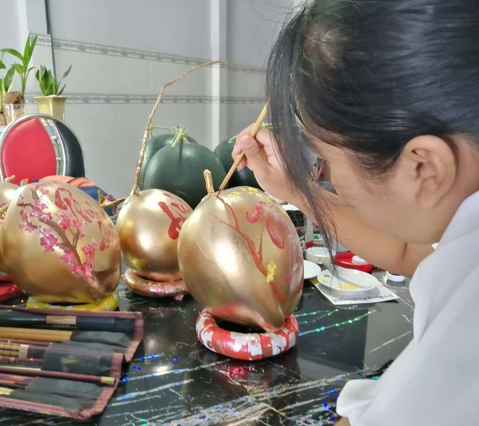 Nữ sinh Bạc Liêu đam mê “thổi hồn” vào thư pháp - 7 Nữ sinh Bạc Liêu đam mê “thổi hồn” vào thư pháp - 7