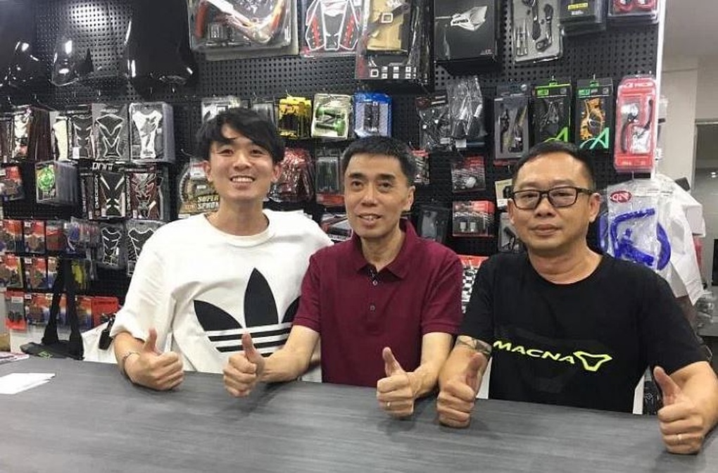 Đại gia Singapore gây sốt khi chia một nửa công ty cho nhân viên lâu năm - 1 Đại gia Singapore gây sốt khi chia một nửa công ty cho nhân viên lâu năm - 1