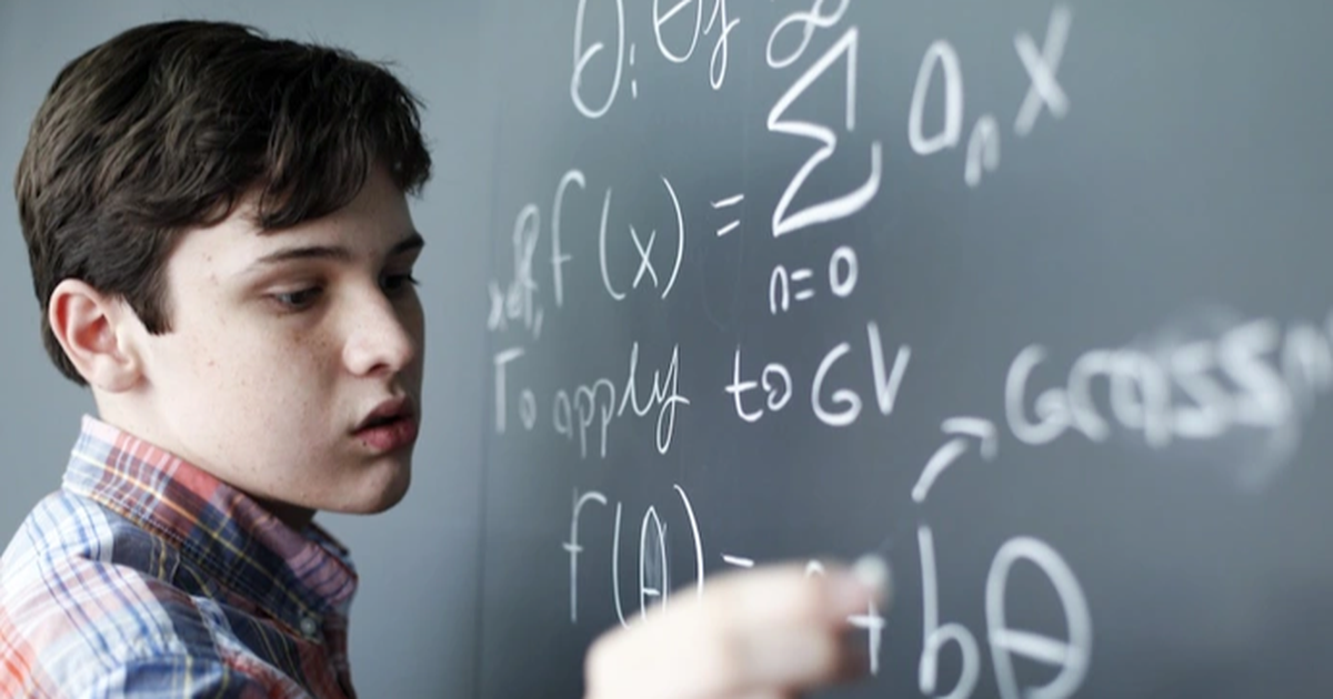 Jacob gây bất ngờ khi từ cậu bé không biết đọc, viết trở thành thiên tài trong lĩnh vực vật lý (Ảnh: The Mirror).
