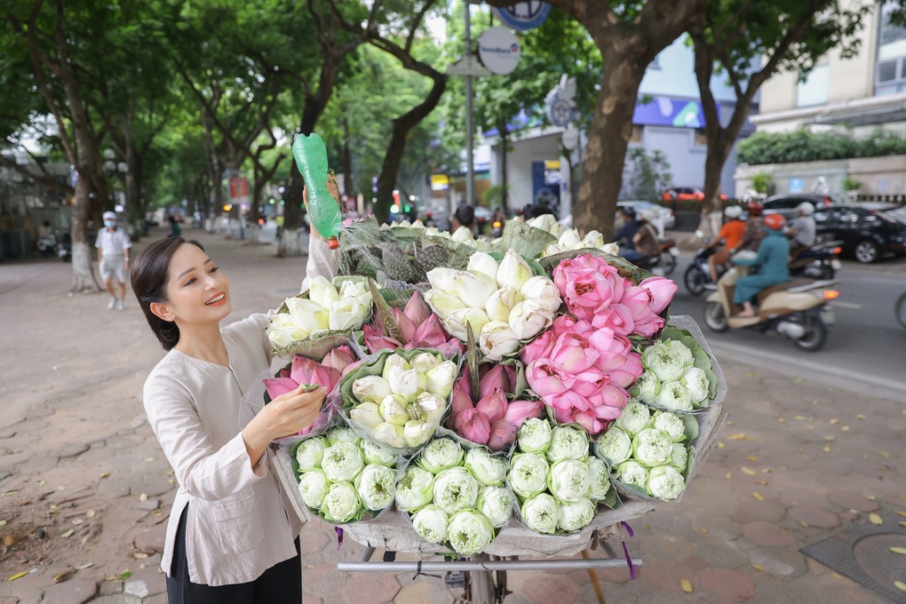 Diệu Thảo Phía trước là bầu trời gây bất ngờ với nhan sắc sau hơn 20 năm - 11 Diệu Thảo Phía trước là bầu trời gây bất ngờ với nhan sắc sau hơn 20 năm - 11