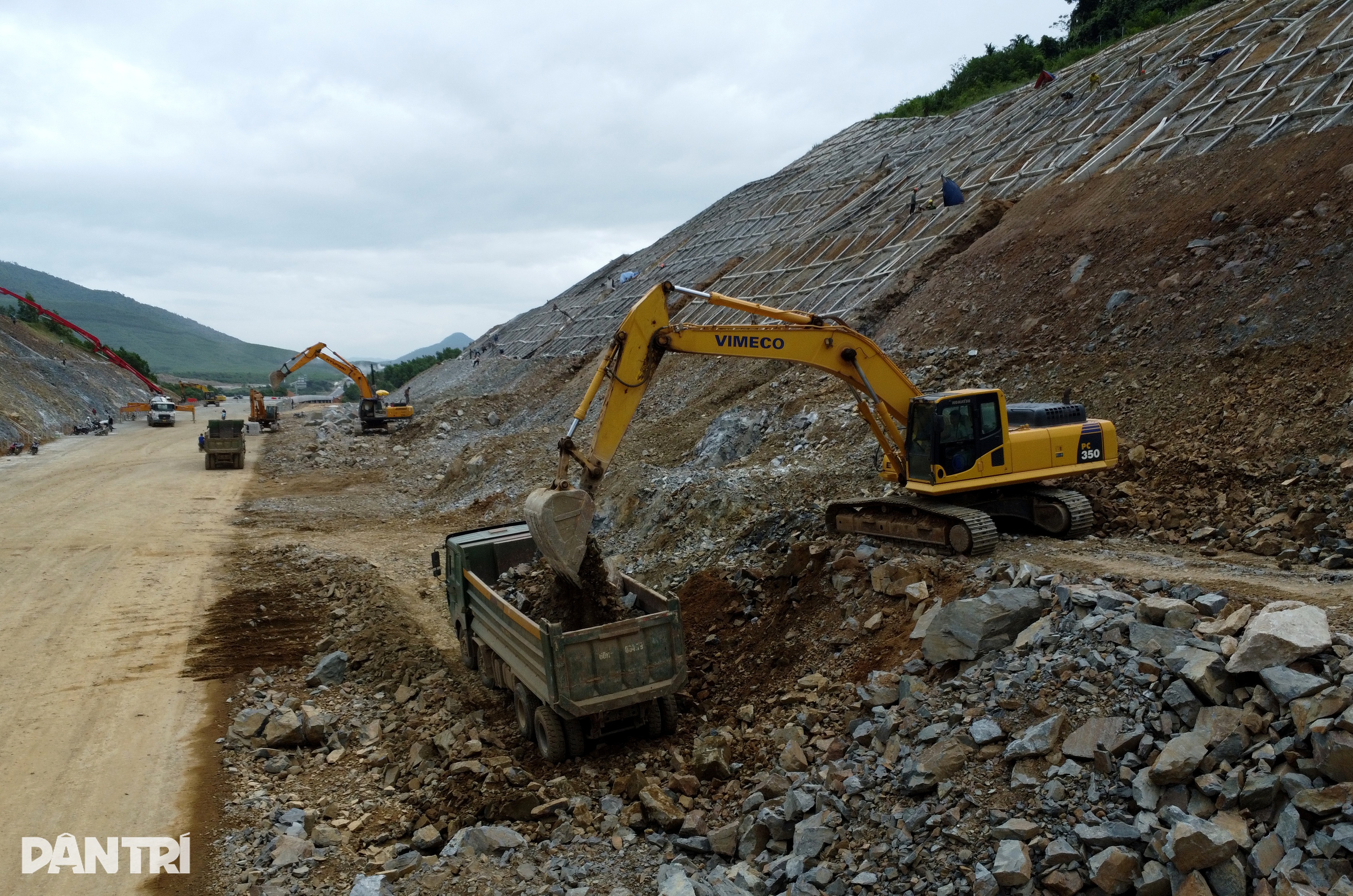 រូបភាពនៃផ្លូវហាយវ៉េ Van Phong - Nha Trang - ១០ Hình hài cao tốc Vân Phong - Nha Trang - 10