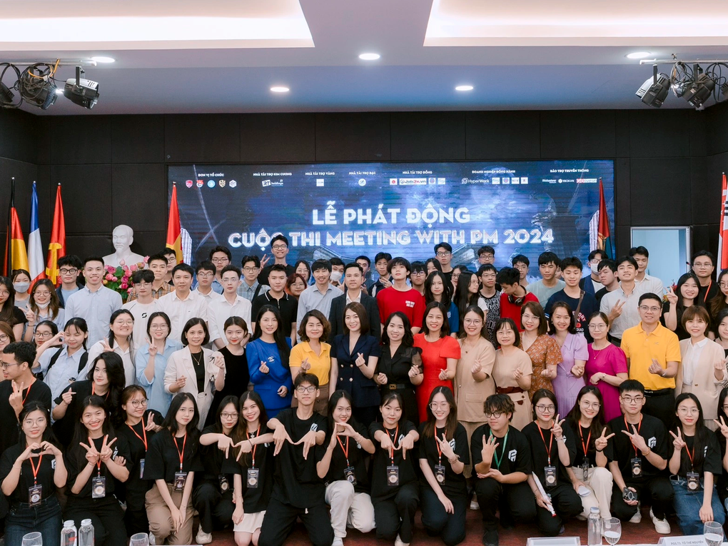 Sinh viên Hà Nội tham gia gỡ khó chính sách cho doanh nghiệp - 1