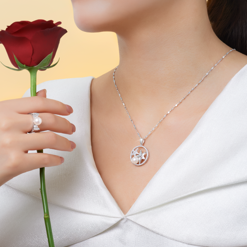 Gợi ý những mẫu dây cổ dự tiệc cưới cuối năm dành cho quý bà - 2 Gợi ý những mẫu dây cổ dự tiệc cưới cuối năm dành cho quý bà - 2