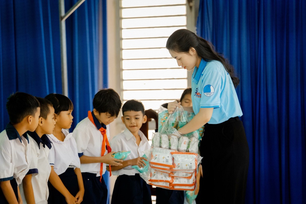 Vì sao top 15 Hoa hậu Đại dương 2023 quyết lên đường nhập ngũ? - 3 Vì sao top 15 Hoa hậu Đại dương 2023 quyết lên đường nhập ngũ? - 3