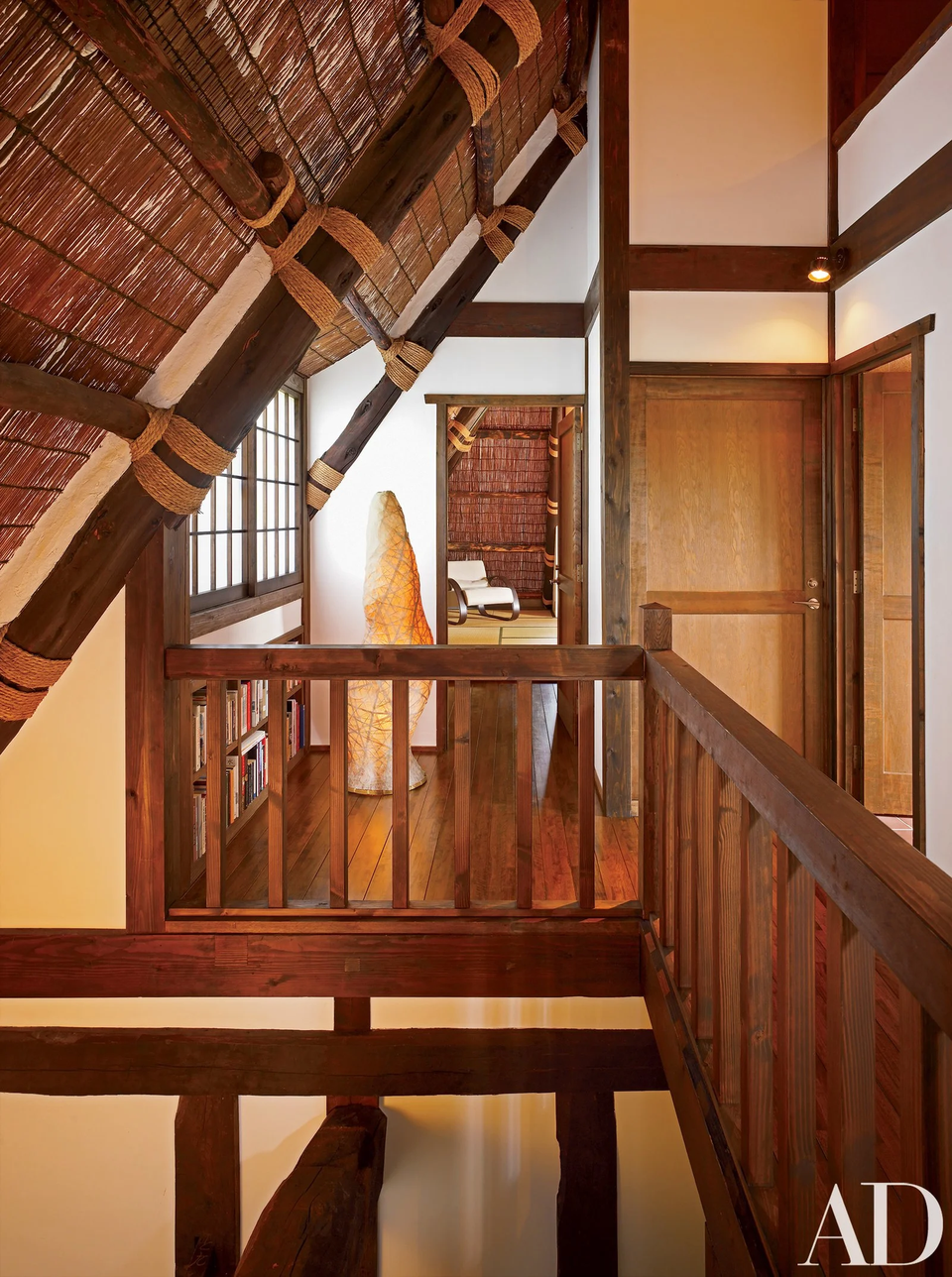 Đôi vợ chồng người Mỹ mua đất, làm nhà sống ẩn cư giữa rừng cây ở Nhật Bản - 5