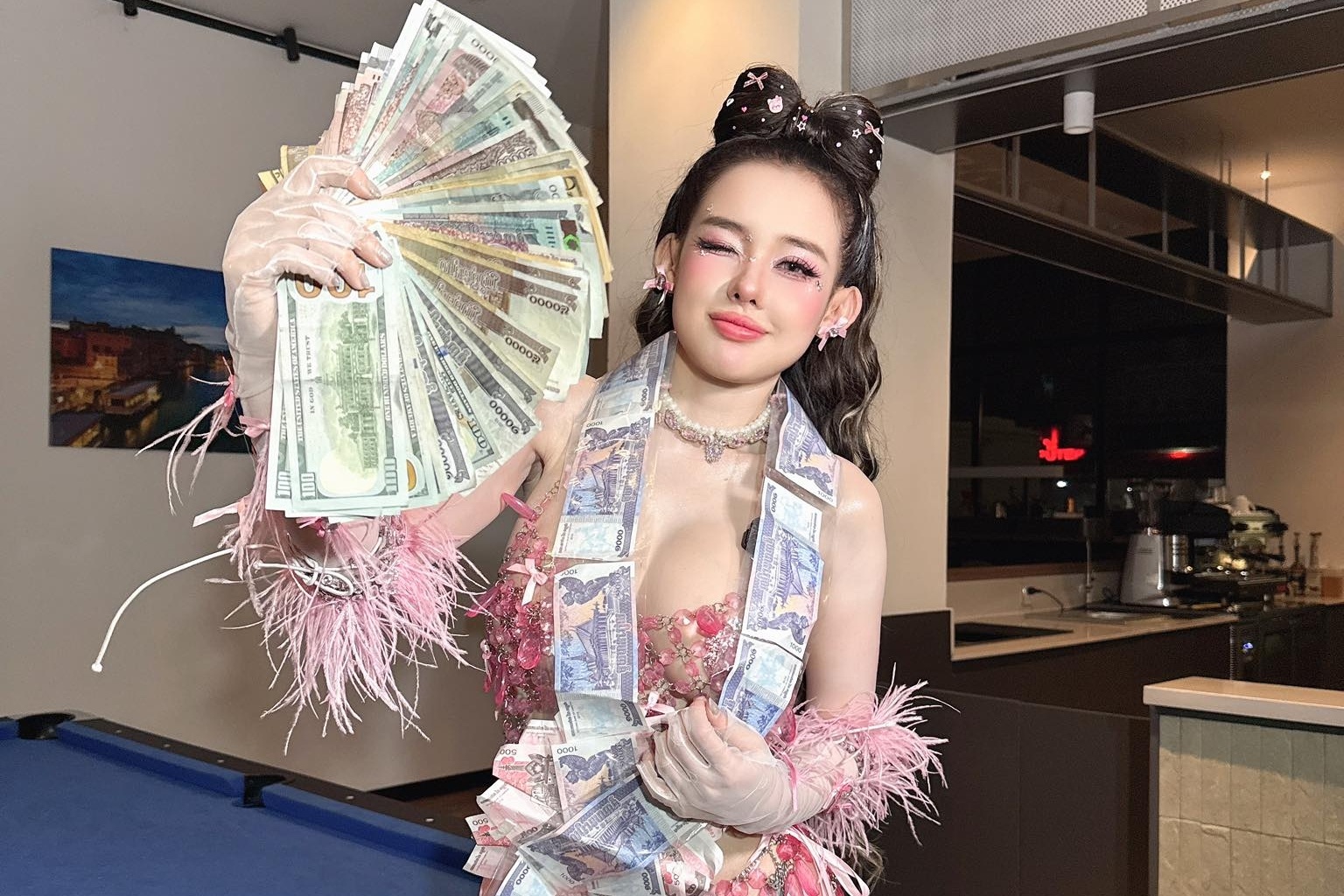 DJ Ngân 98 giàu có ra sao trước khi bị bắt? - 2