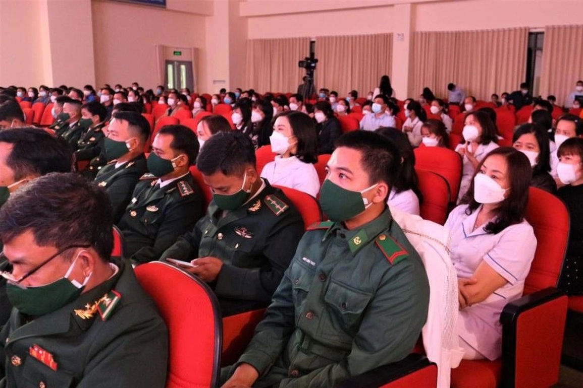 Hội An tri ân, tôn vinh những người hùng tuyến đầu chống dịch - 1 Hội An tri ân, tôn vinh những người hùng tuyến đầu chống dịch - 1