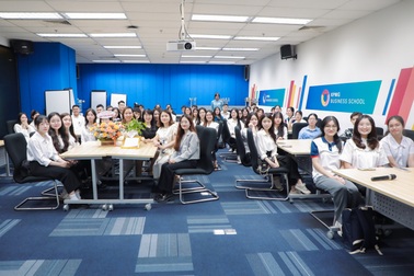 Chọn ngành kế toán tại UEF, đón cơ hội nhận học bổng trước 31/5