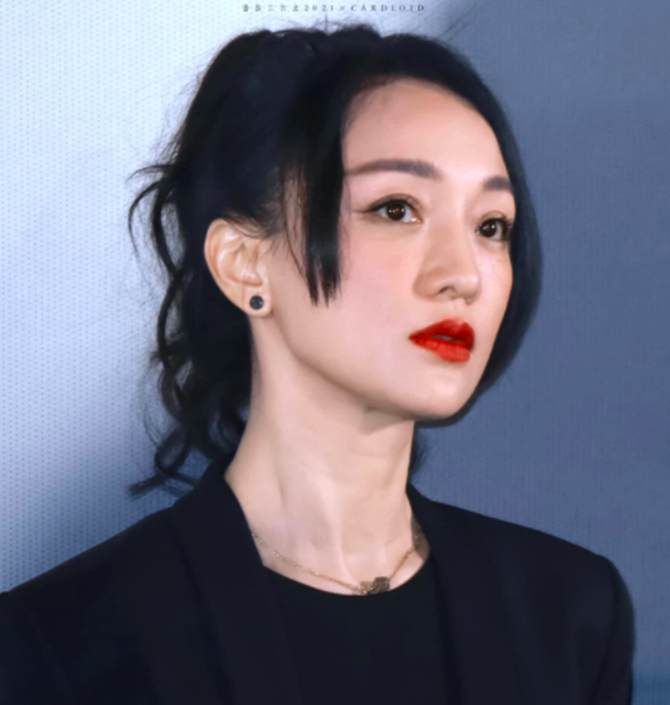 Hậu ly hôn, Châu Tấn đẹp rạng ngời và quyến rũ ở tuổi 47 - 7